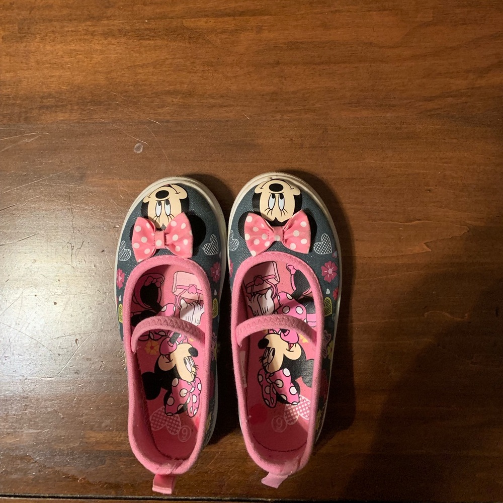 Children’s shoes